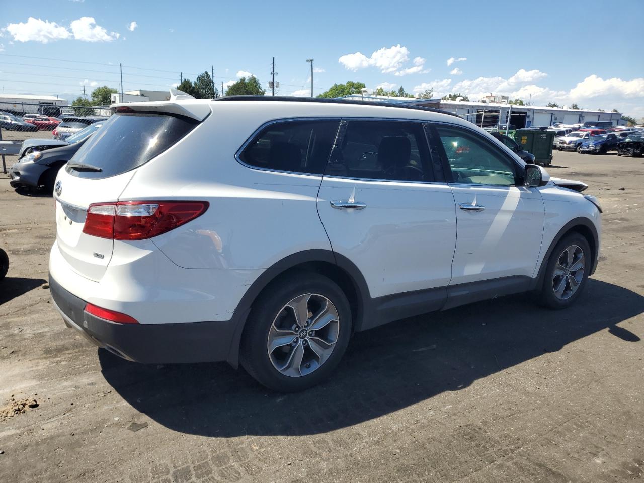 2016 Hyundai Santa Fe - Image 3