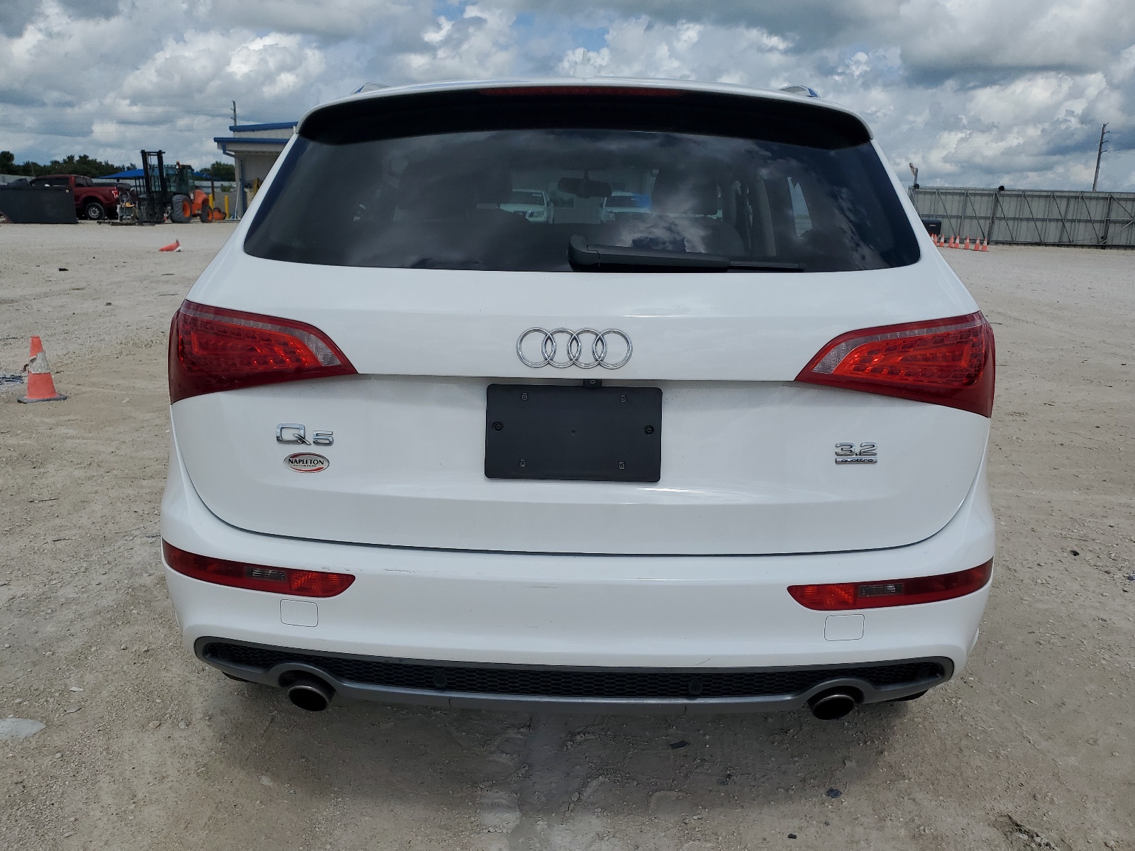 WA1WKAFP8CA113685 2012 Audi Q5 Prestige