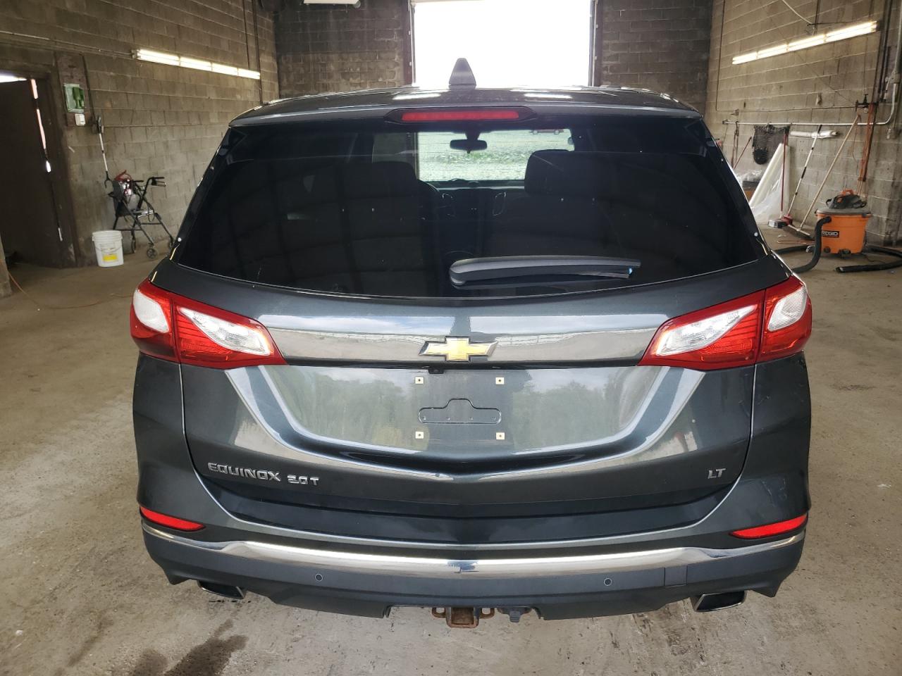 3GNAXKEX6JS538074 2018 Chevrolet Equinox Lt