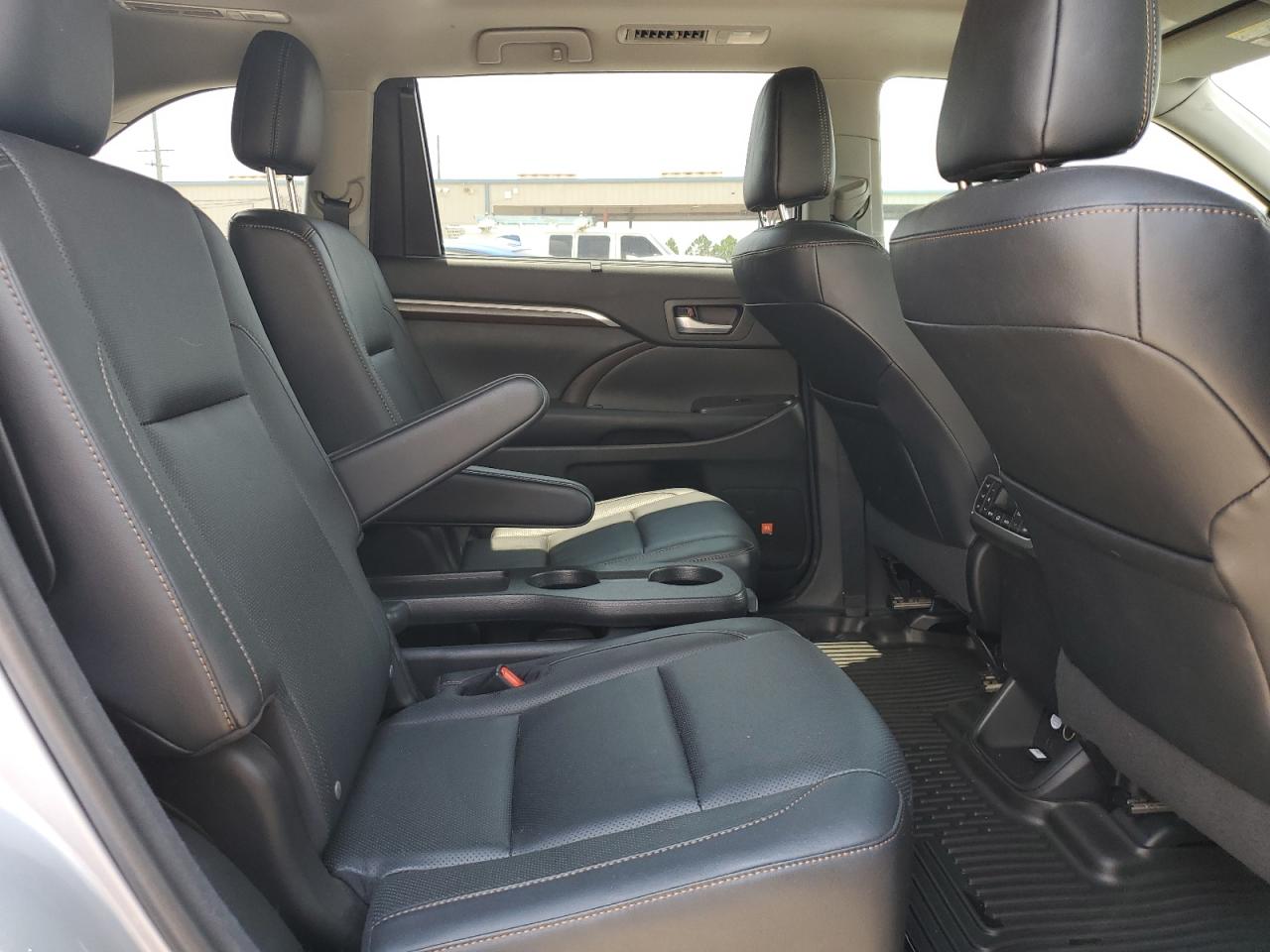 2016 Toyota Highlander Limited VIN: 5TDDKRFH5GS330284 Lot: 66575544