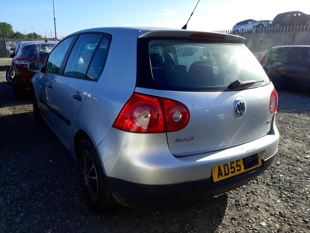 2006 VOLKSWAGEN GOLF FSI S