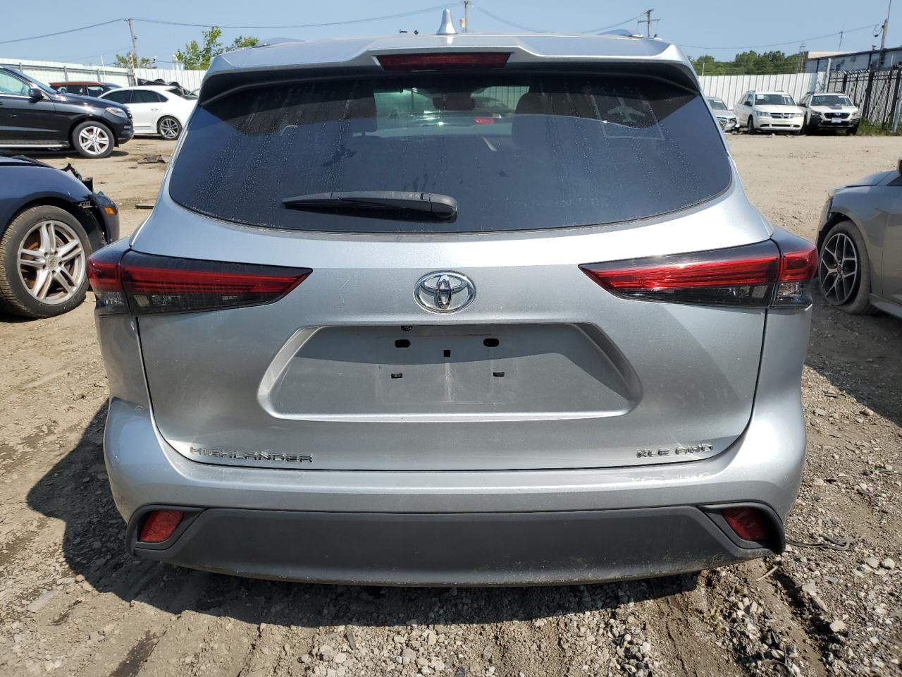 2021 Toyota Highlander Xle VIN: 5TDGZRBH8MS545202 Lot: 68241244