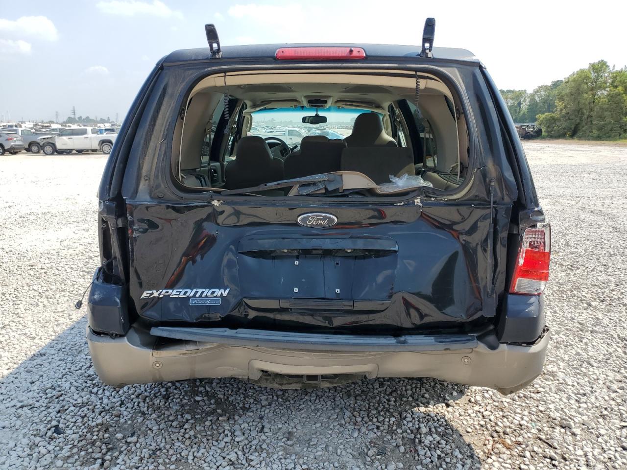 1FMRU17W43LA24876 2003 Ford Expedition Eddie Bauer