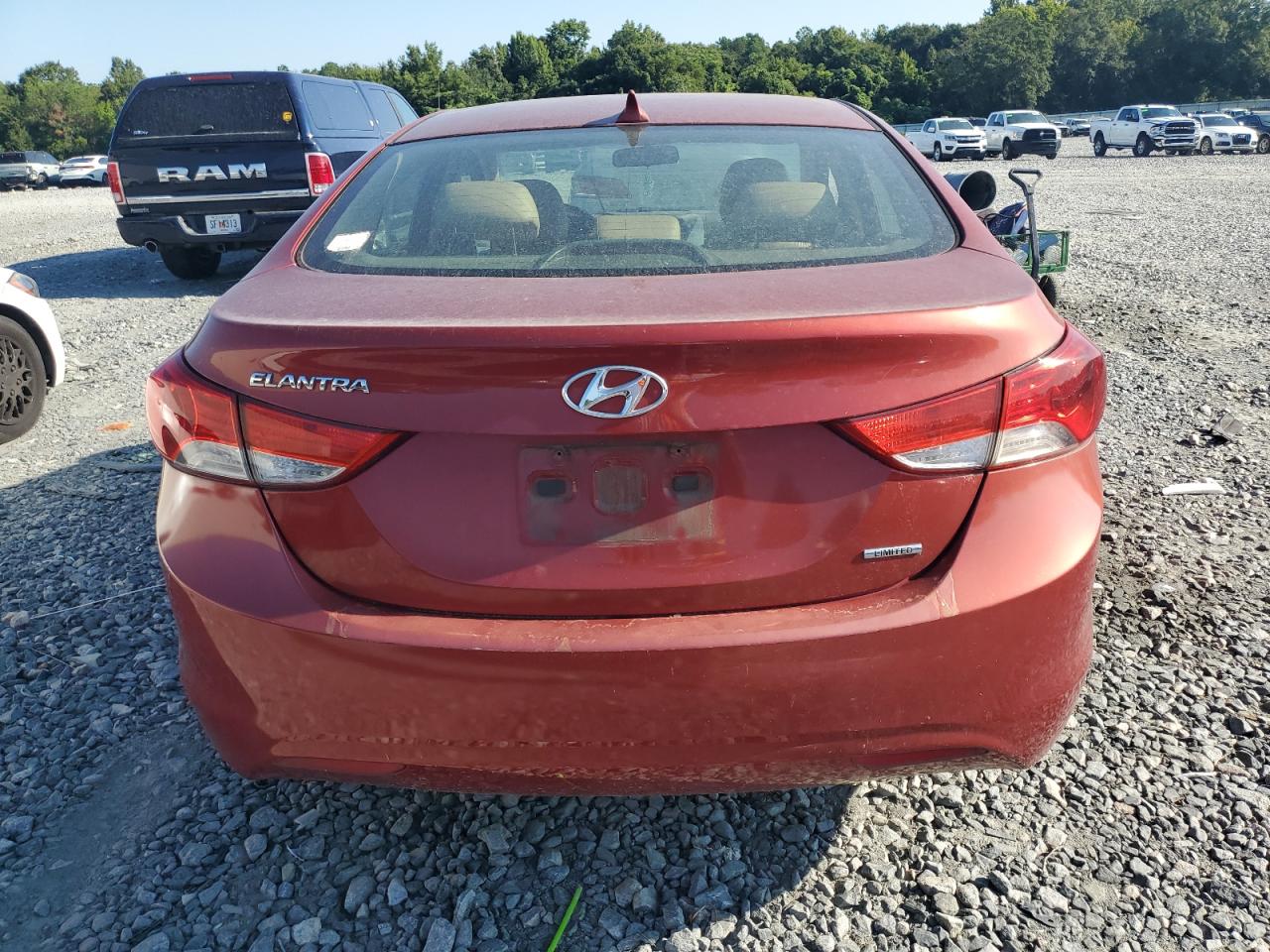 2011 Hyundai Elantra Gls VIN: KMHDH4AE8BU135889 Lot: 67927294