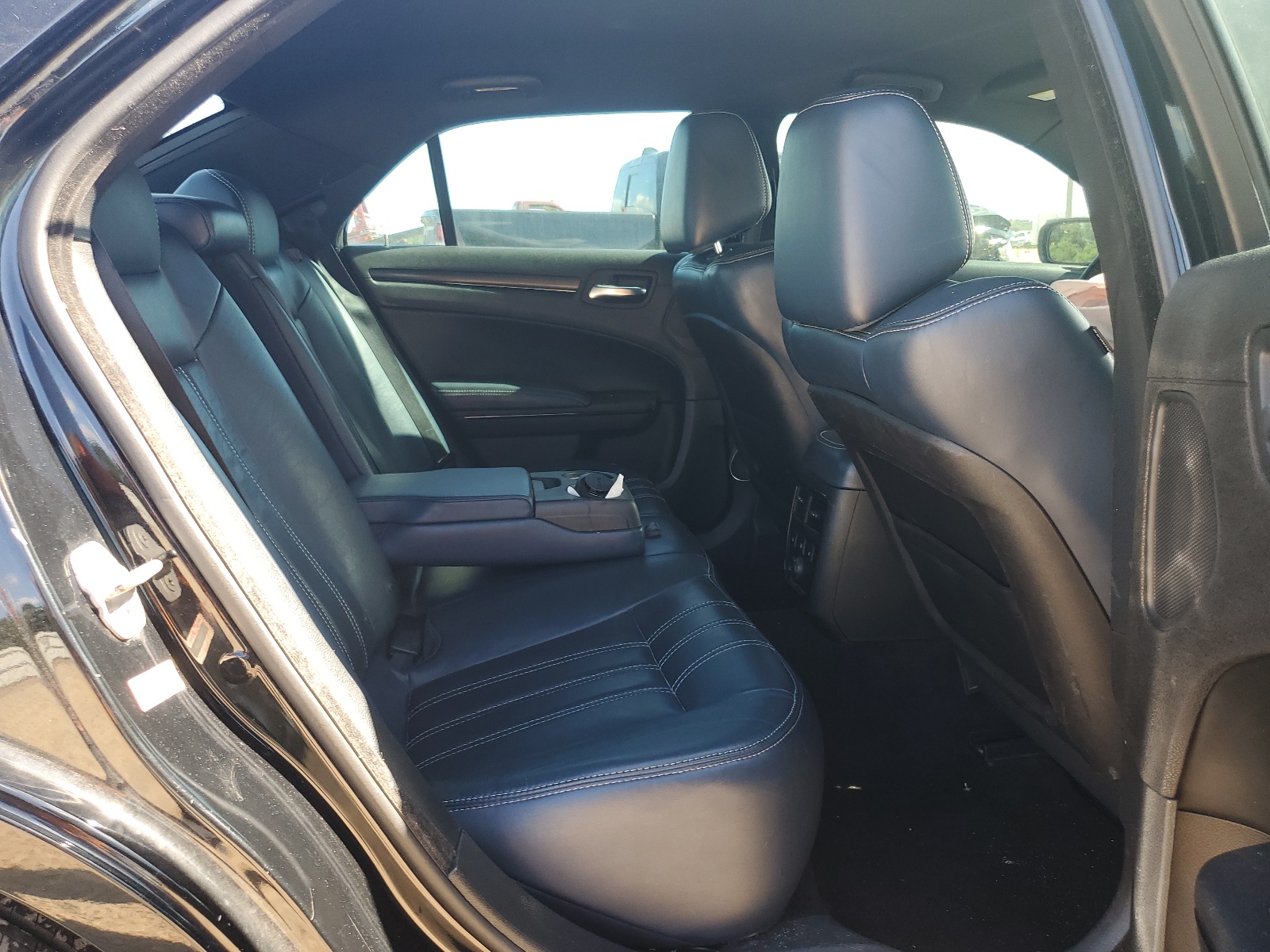 2C3CCABG0EH323783 2014 Chrysler 300 S