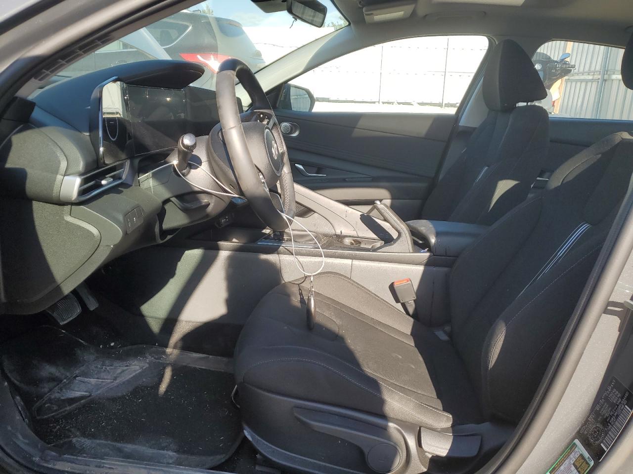 2024 Hyundai Elantra - Image 7