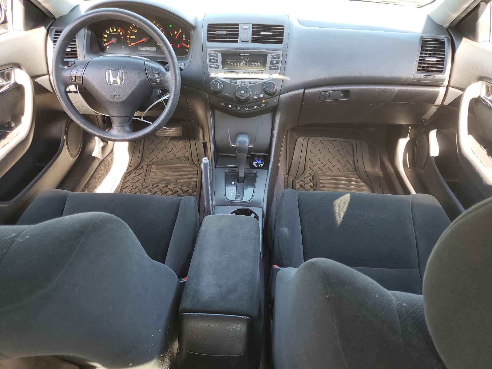 1HGCM82256A009070 2006 Honda Accord Lx