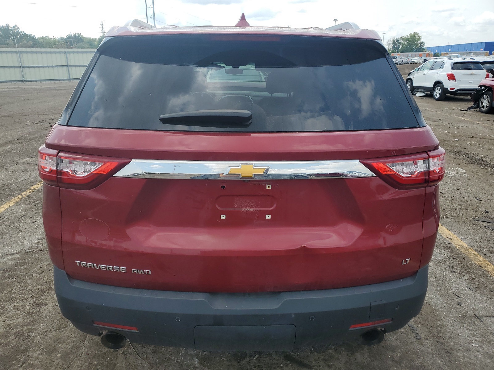 1GNEVGKW7JJ284683 2018 Chevrolet Traverse Lt