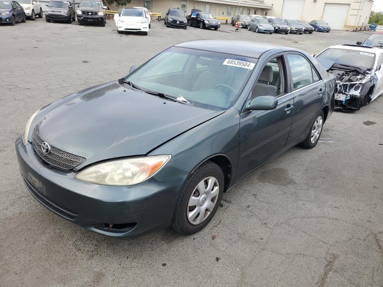 2004 Toyota Camry Le VIN: 4T1BE32K84U290265 Lot: 68539504