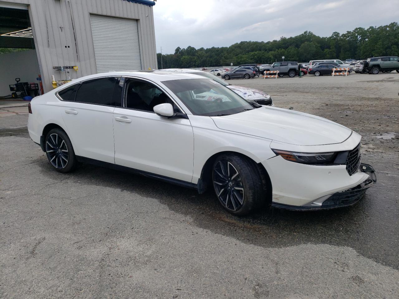 1HGCY2F80RA028453 Honda Accord TOU 4