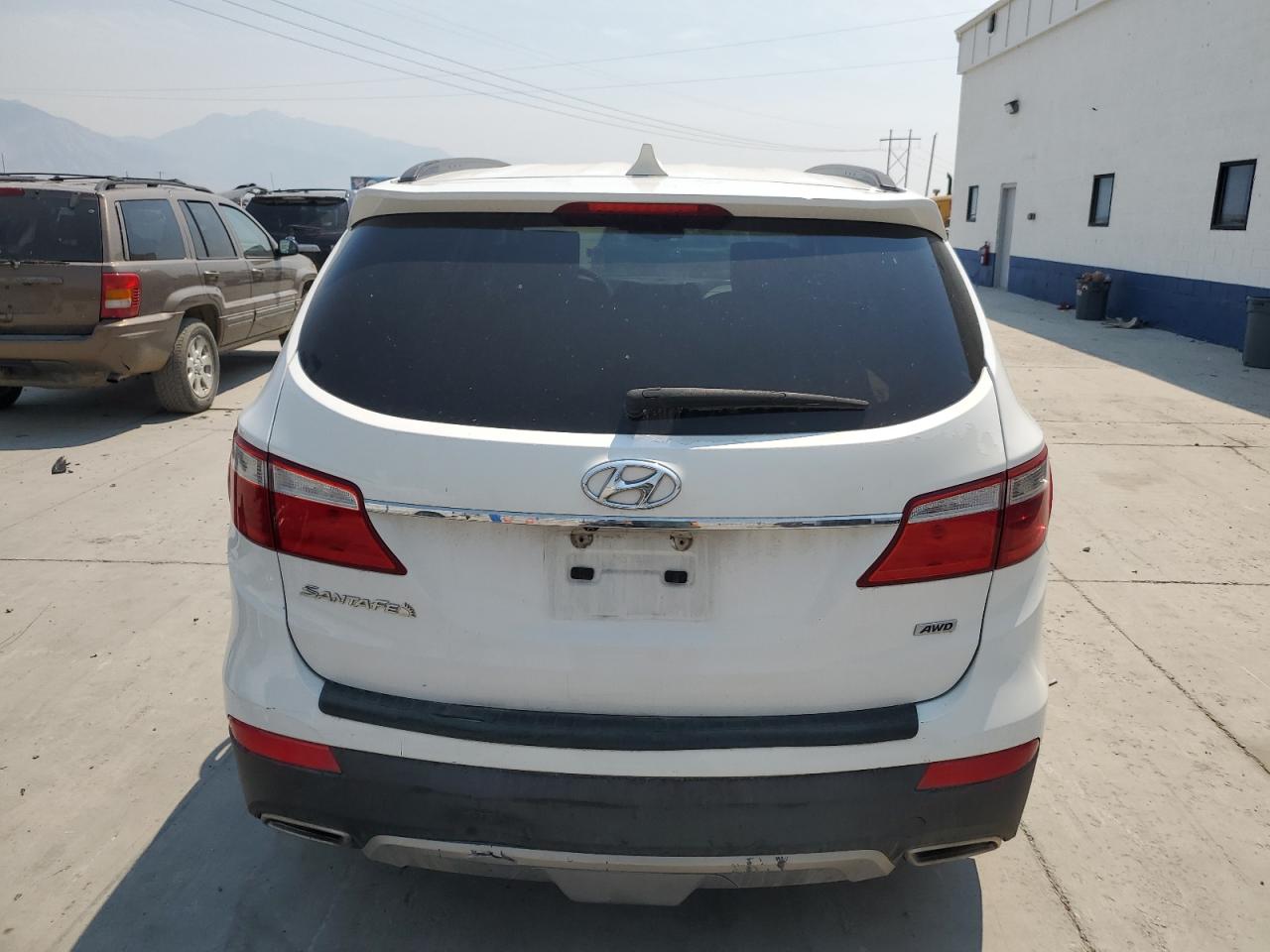 KM8SMDHF1GU162280 2016 Hyundai Santa Fe Se