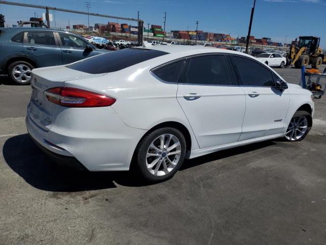  FORD FUSION 2019 White