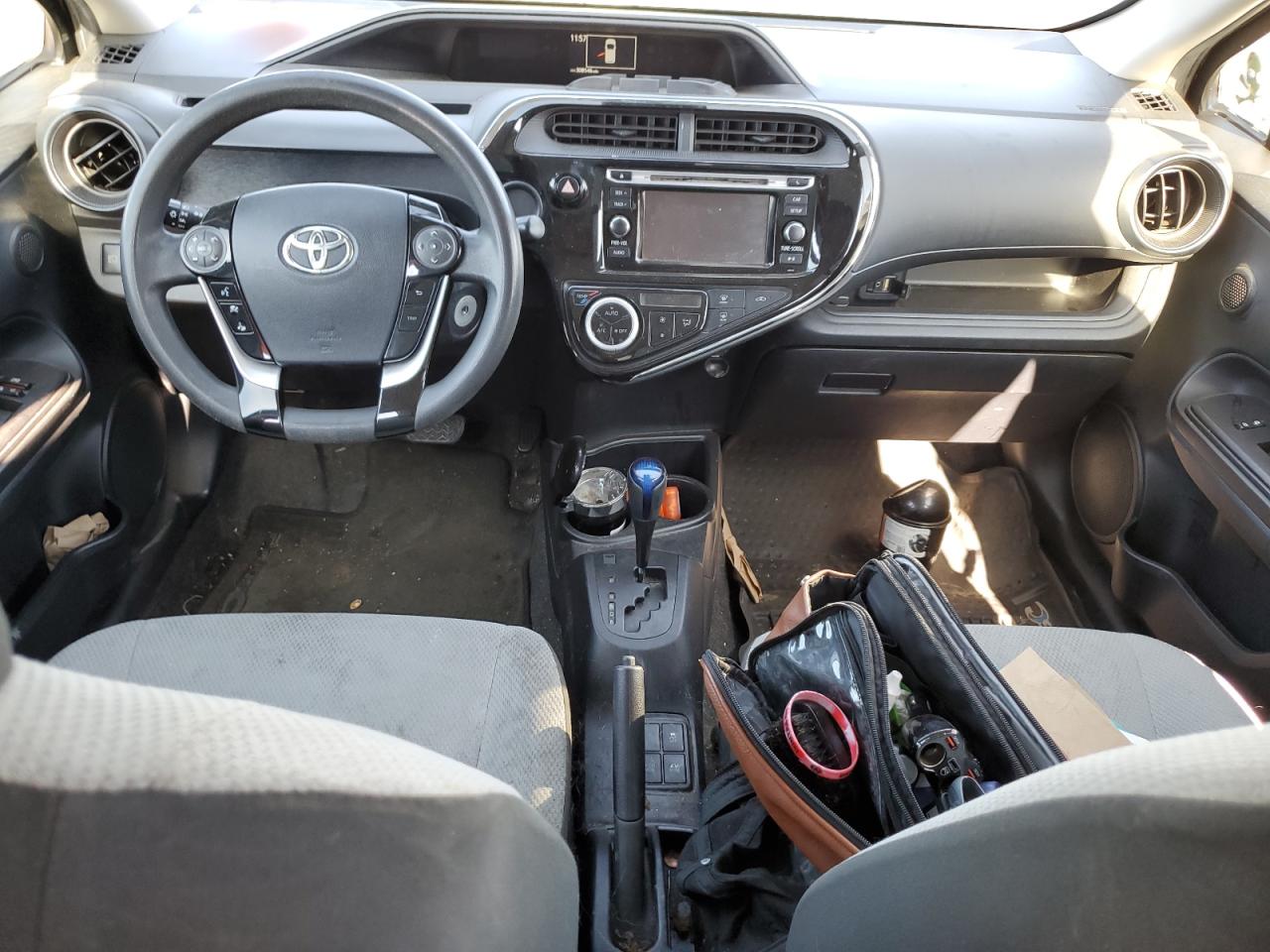 2018 Toyota Prius C VIN: JTDKDTB35J1608209 Lot: 65803884