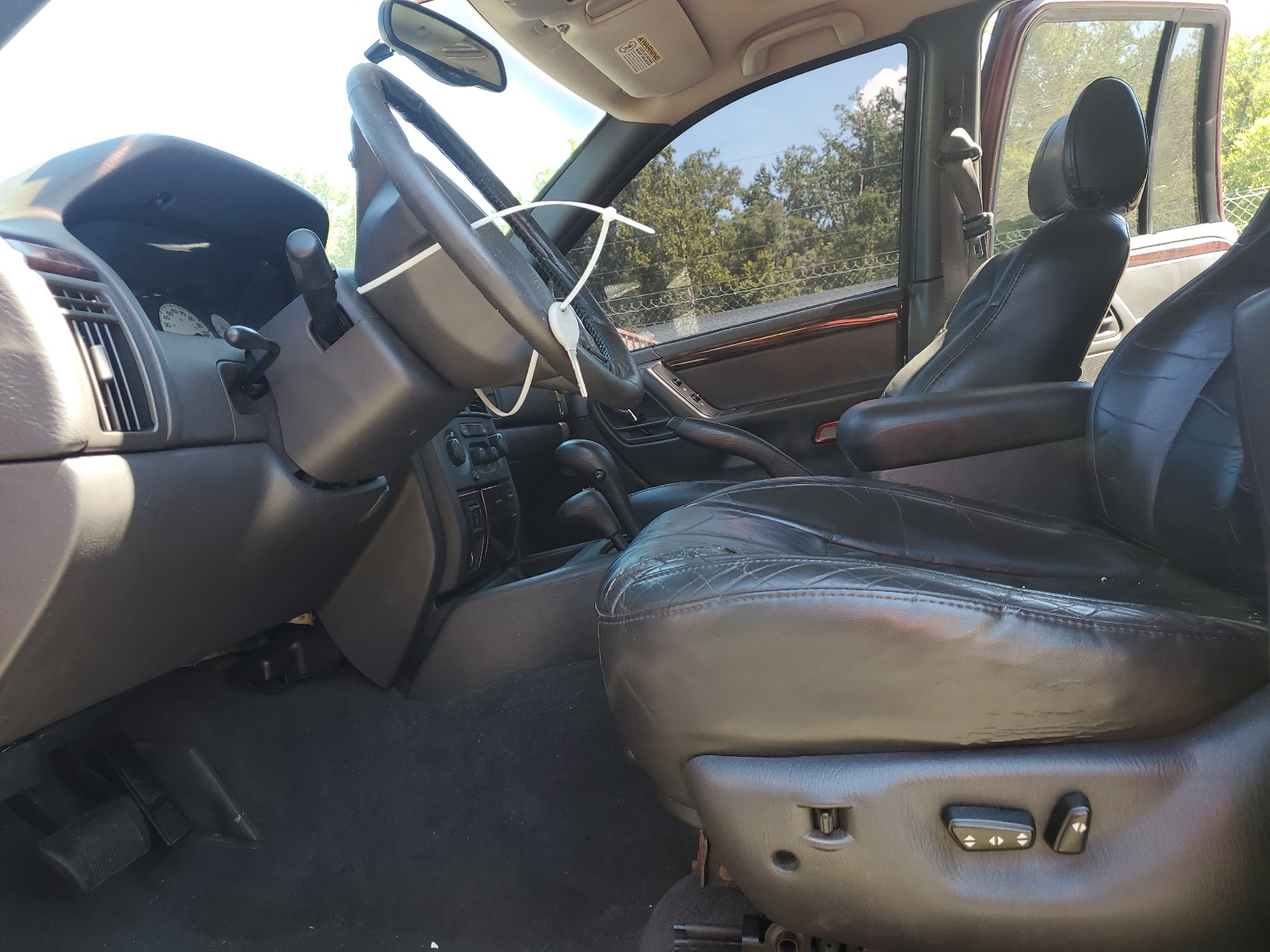 1J4GW58N41C626512 2001 Jeep Grand Cherokee Limited