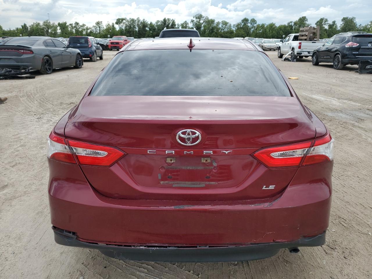 2019 Toyota Camry L VIN: 4T1B11HK2KU696286 Lot: 69111304