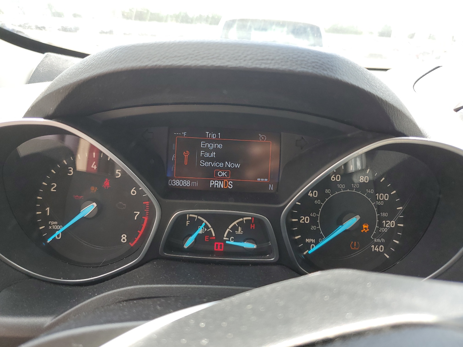 1FMCU0J9XHUC84834 2017 Ford Escape Titanium