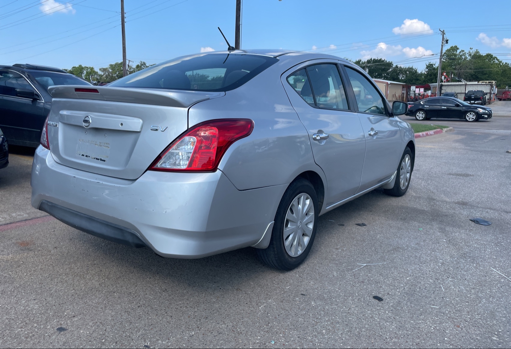 2017 Nissan Versa S vin: 3N1CN7AP2HL875696