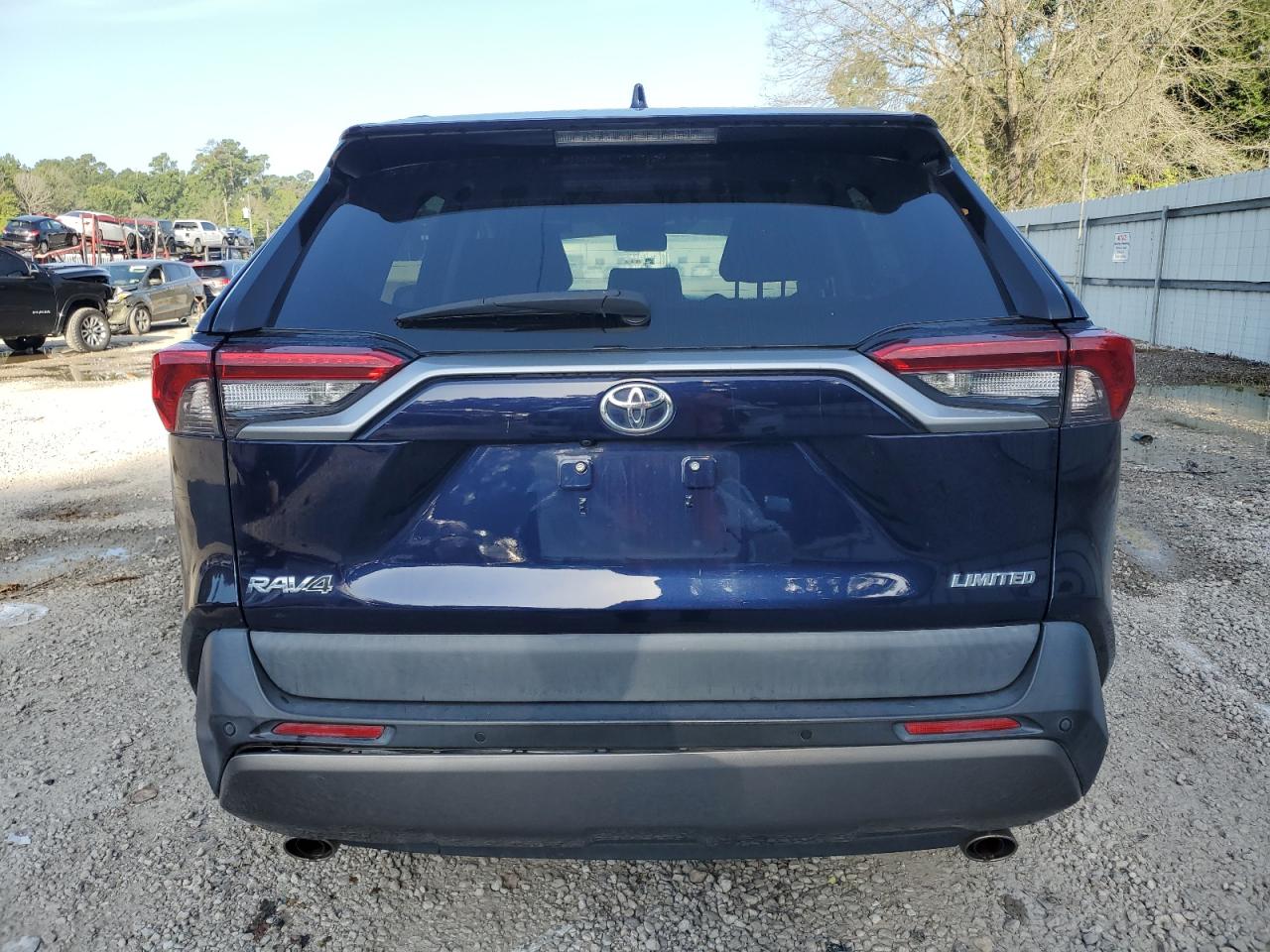 2019 Toyota RAV 4 - Image 6