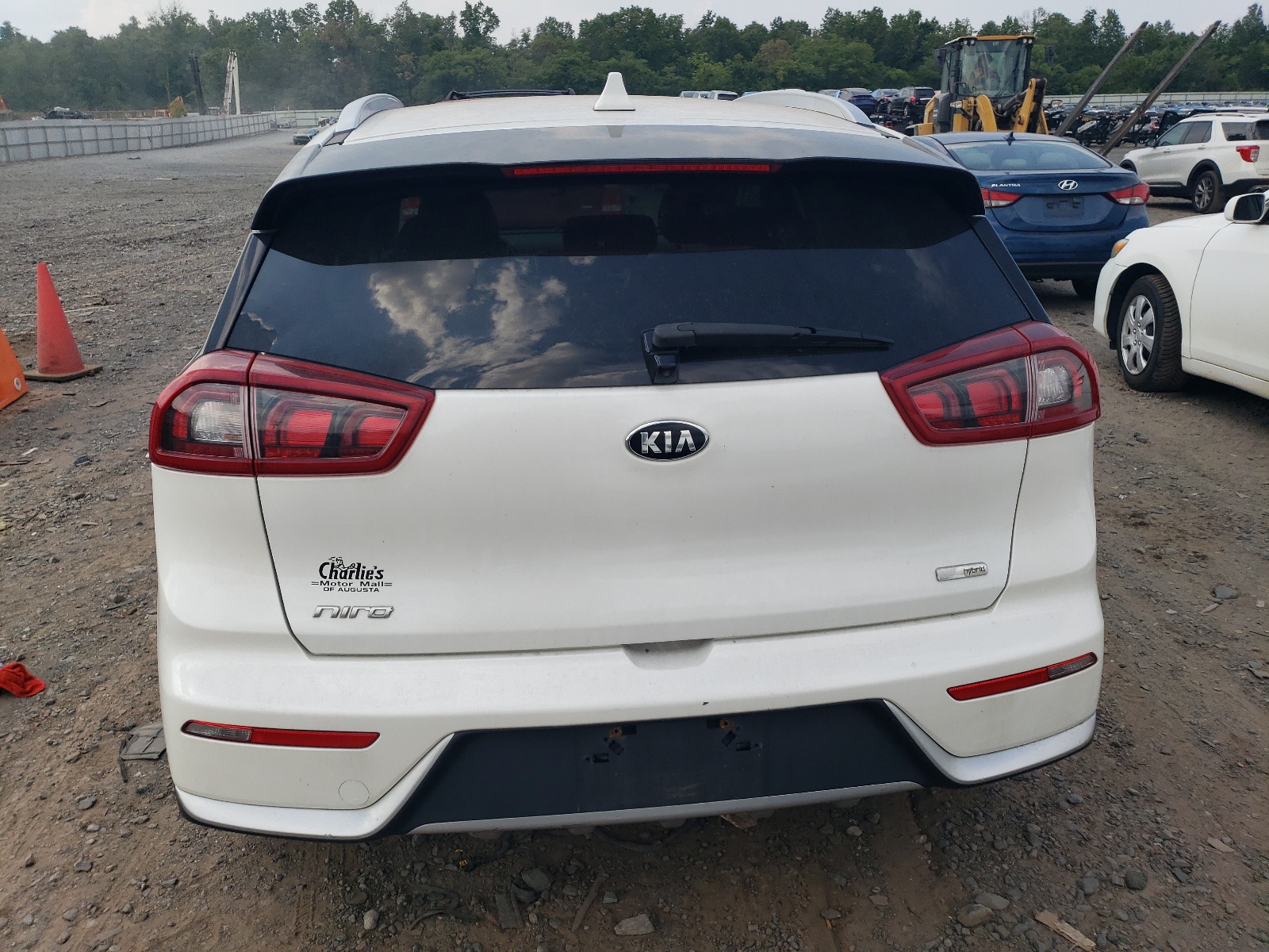 KNDCC3LC8H5095756 2017 Kia Niro Ex