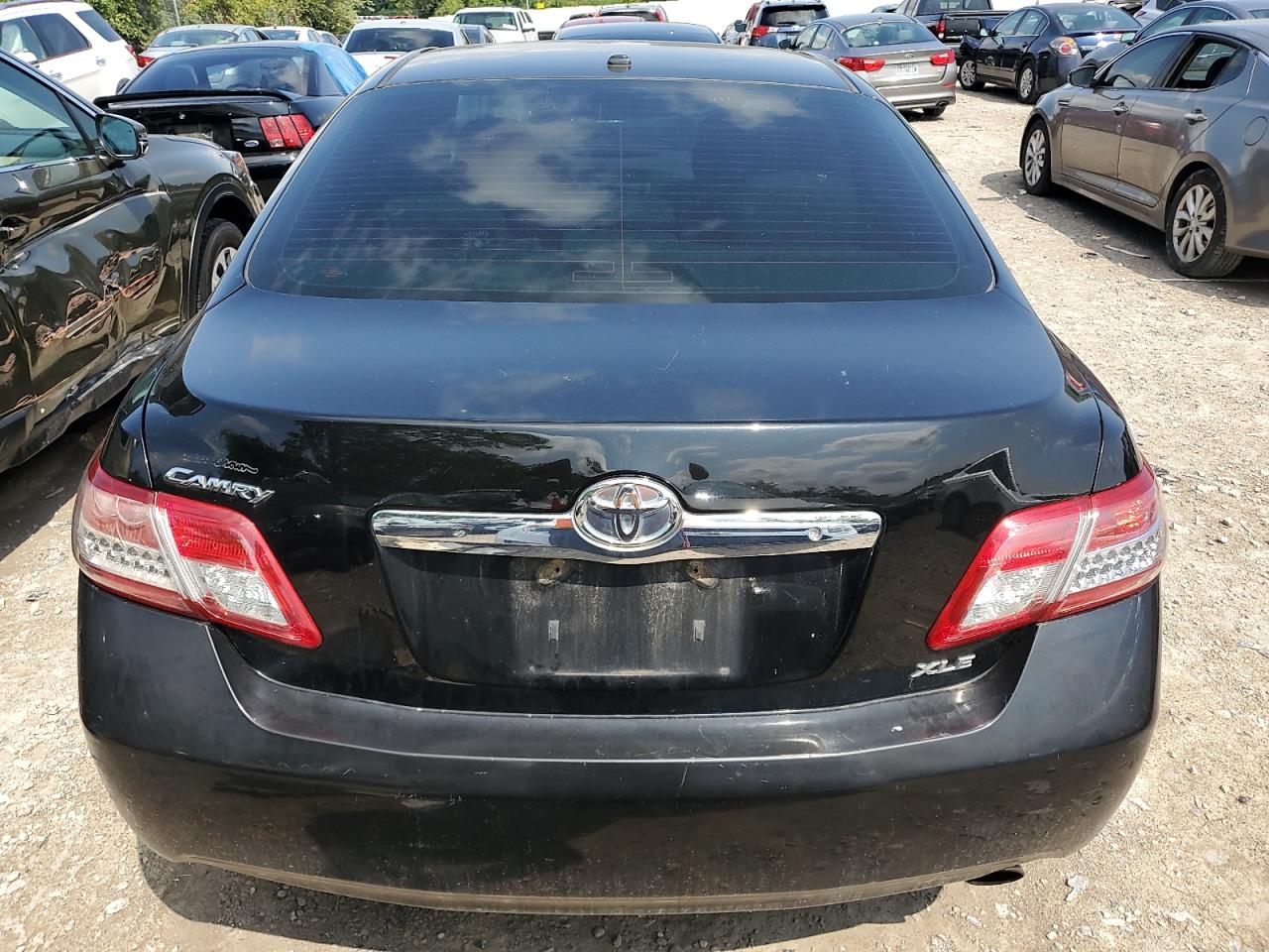 4T1BF3EK3BU137749 2011 Toyota Camry Base