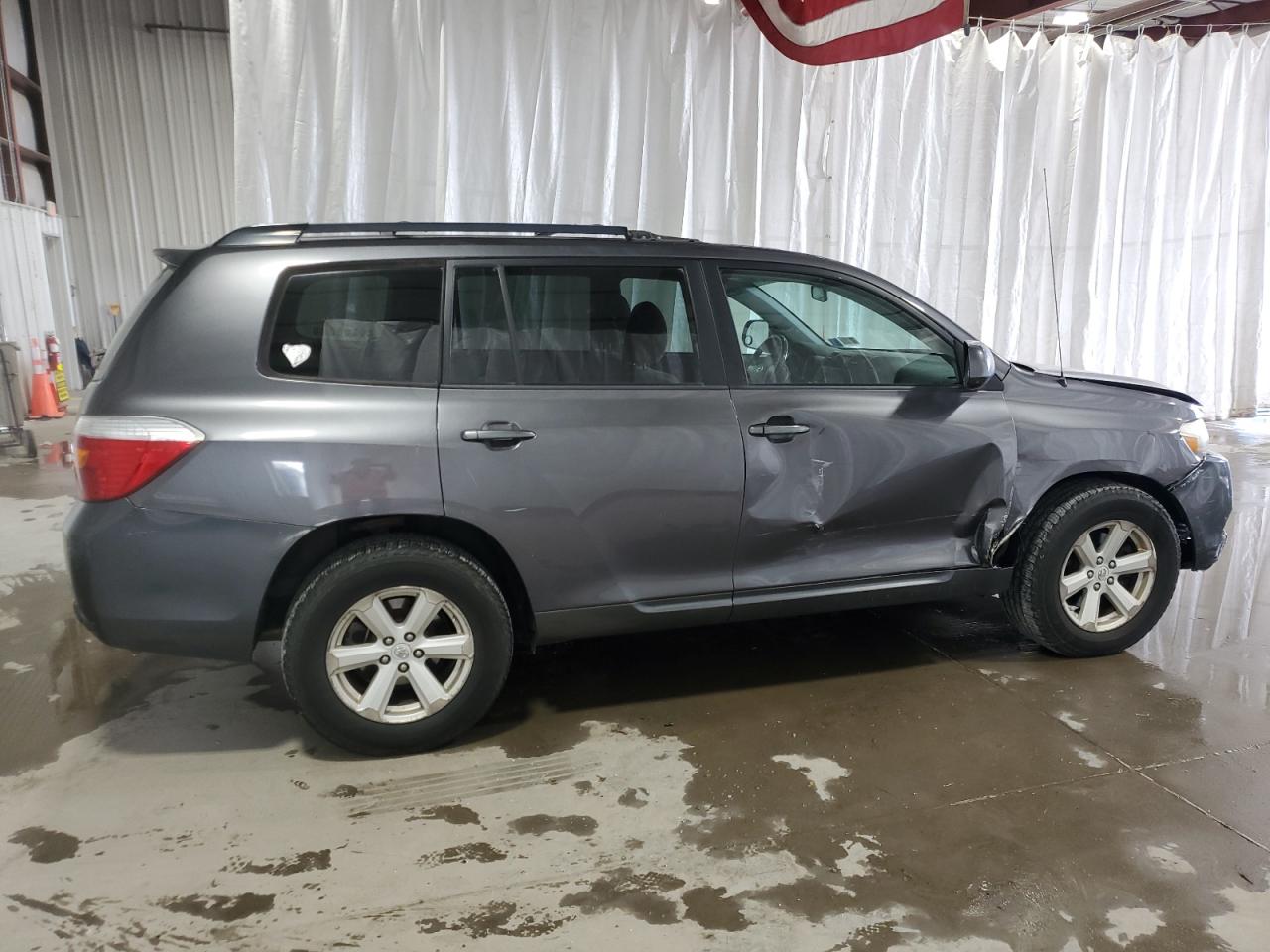 2010 Toyota Highlander - Image 3