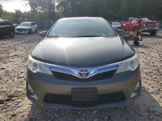  TOYOTA CAMRY 2013 Зеленый