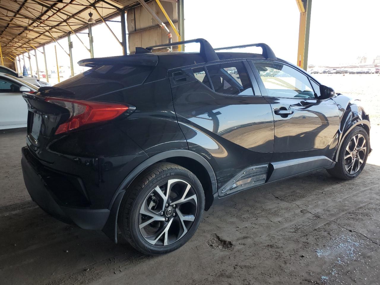 VIN NMTKHMBX4JR026360 2018 TOYOTA C-HR no.3