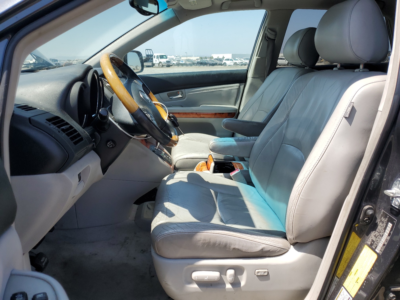 2T2GA31U85C034873 2005 Lexus Rx 330