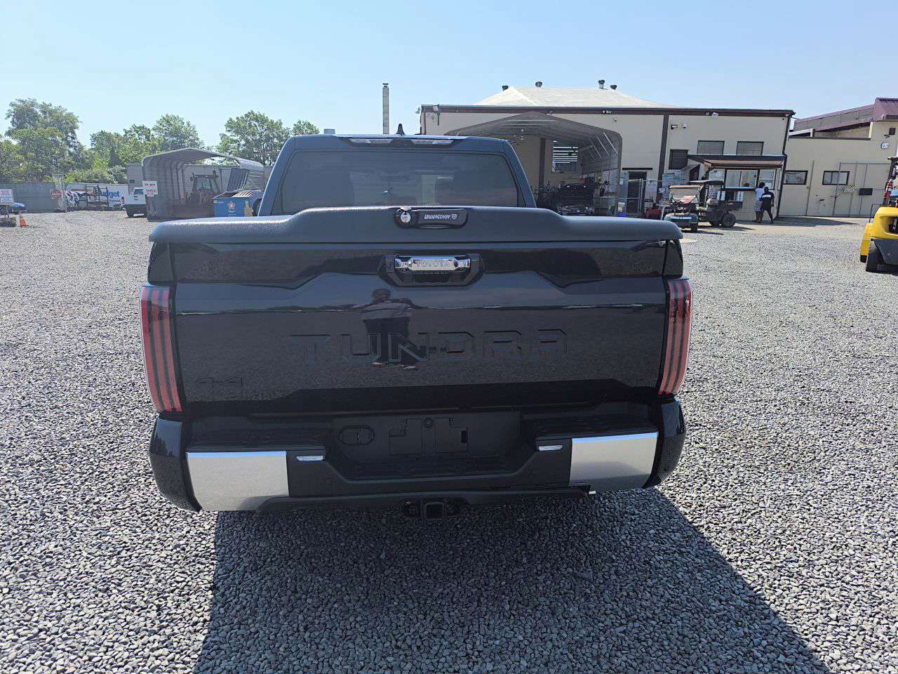 5TFJA5DB2PX128591 2023 Toyota Tundra Crewmax Limited