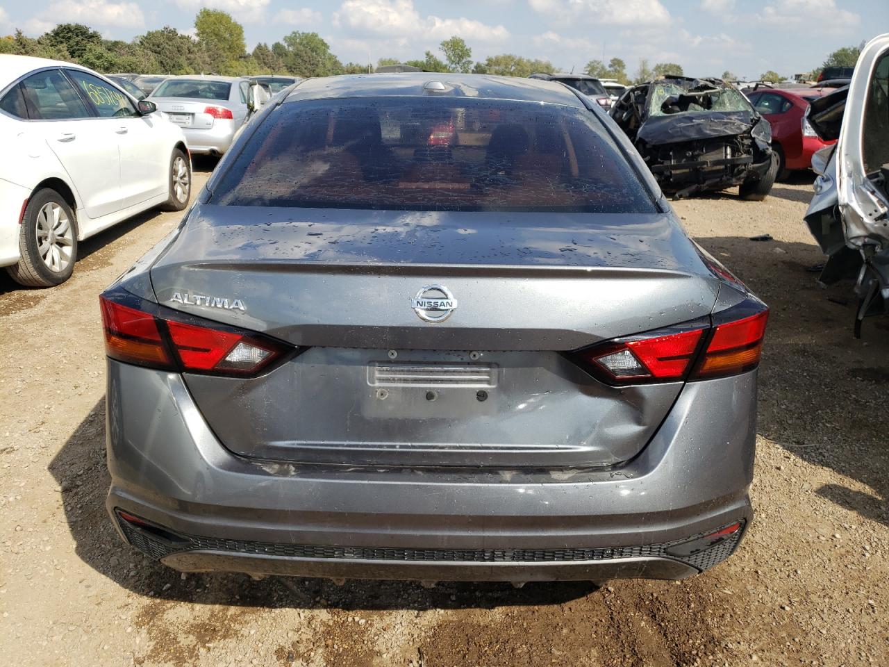 1N4BL4BV9KN327024 2019 Nissan Altima S