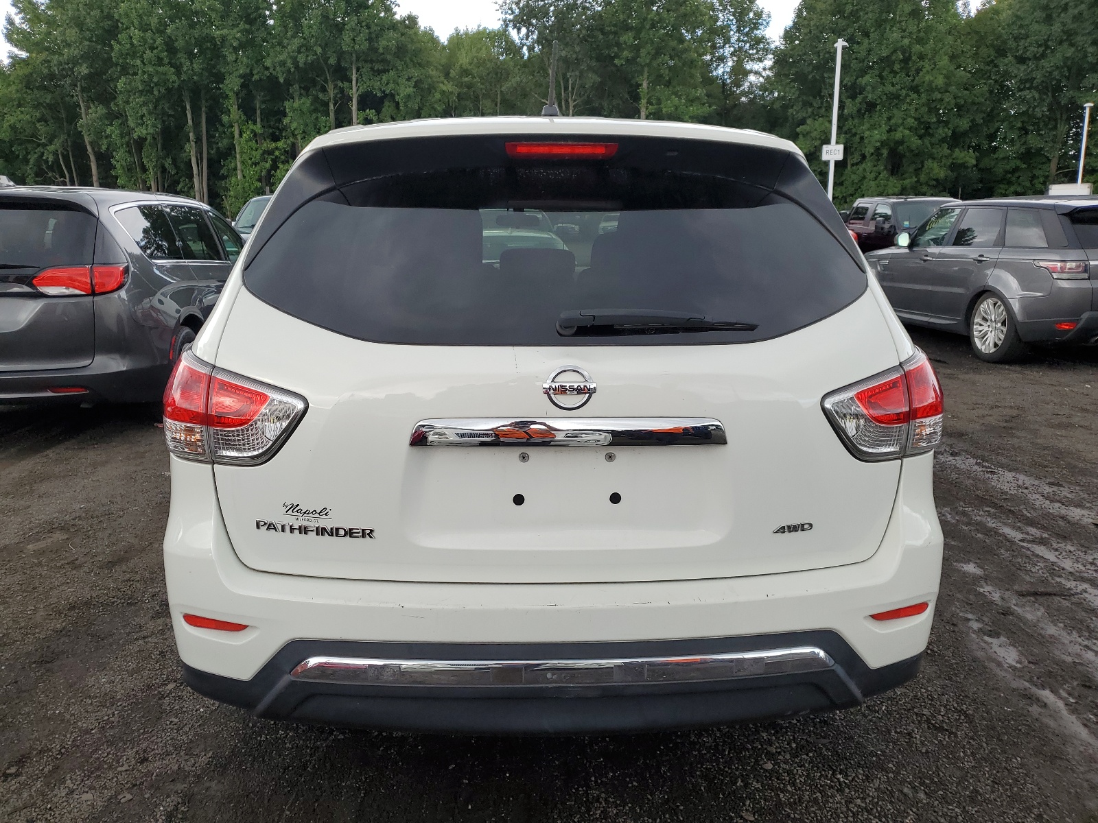 2014 Nissan Pathfinder S vin: 5N1AR2MM9EC698208