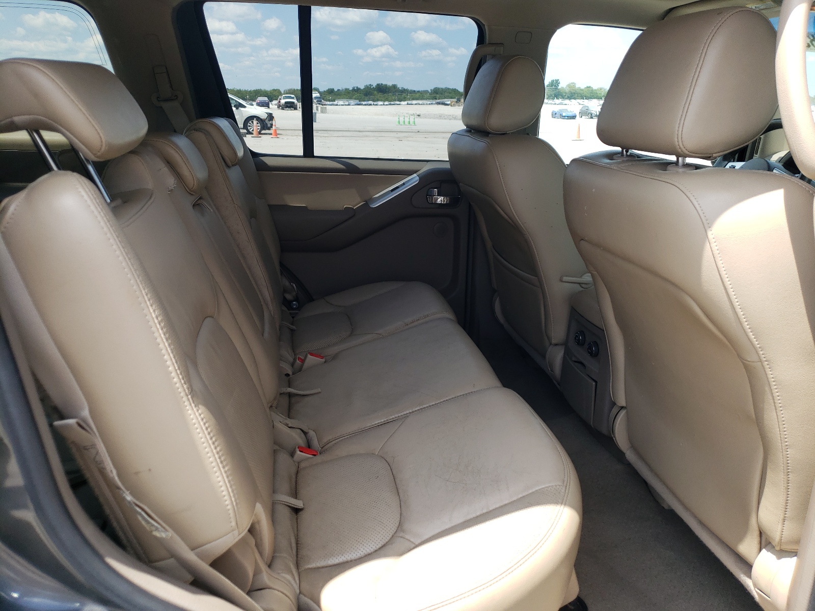 5N1AR18B88C607565 2008 Nissan Pathfinder S