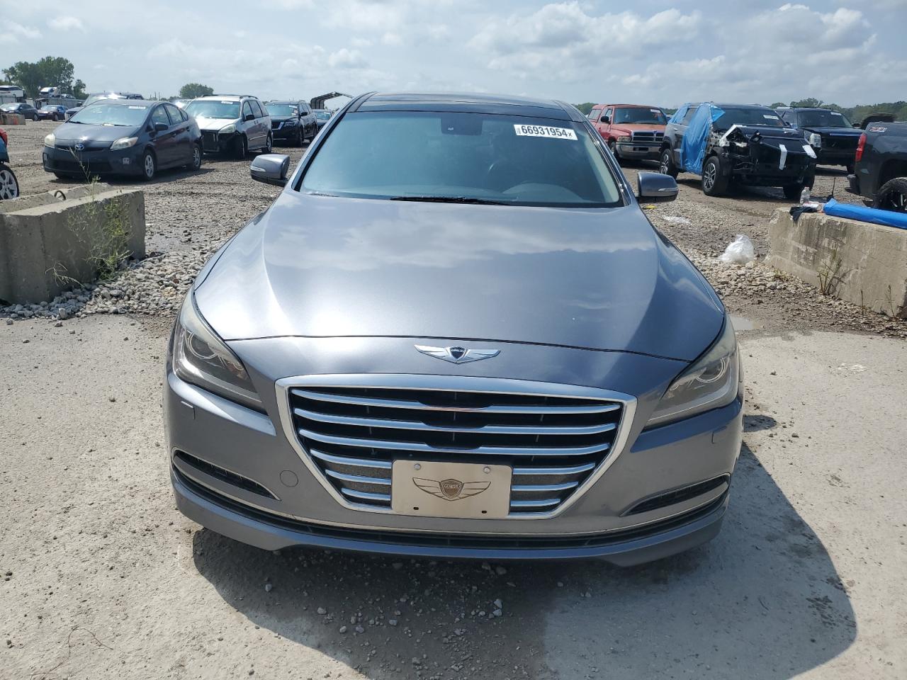 2015 Hyundai Genesis 3.8L VIN: KMHGN4JE6FU072612 Lot: 66931954