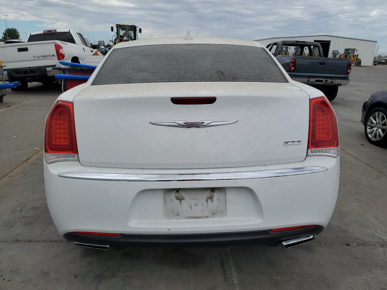 2016 Chrysler 300 Limited VIN: 2C3CCAAG5GH224221 Lot: 66951534