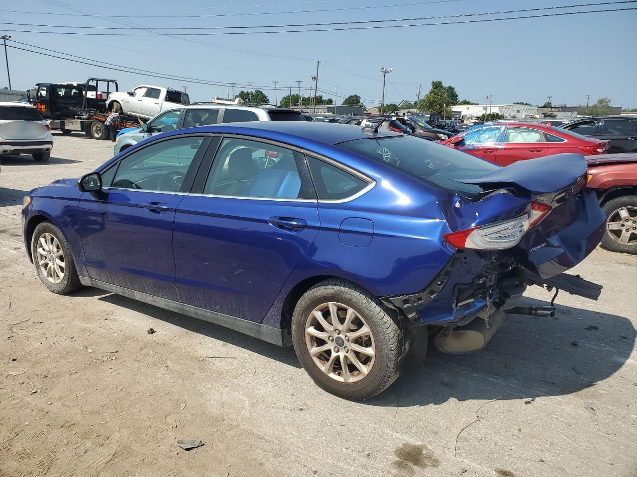 VIN 1FA6P0G75F5114425 2015 FORD FUSION no.2