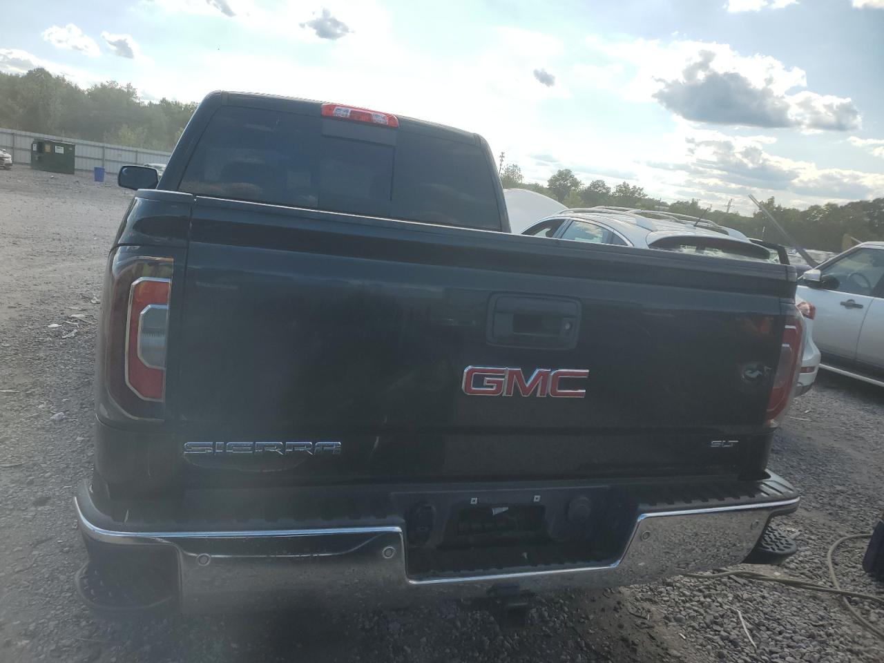 2017 GMC Sierra - Image 6