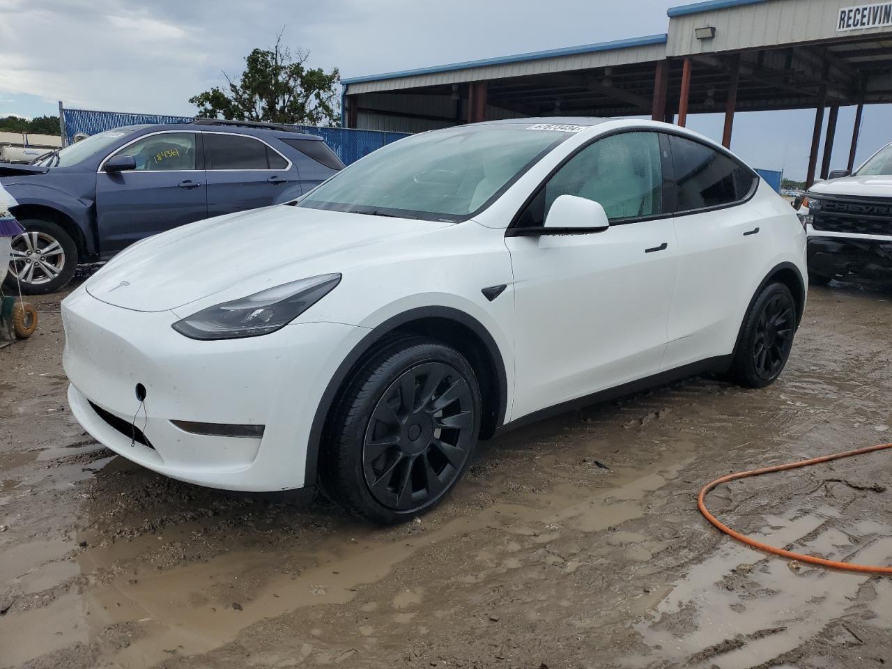 7SAYGDEE1PA164458 2023 TESLA MODEL Y - Image 1