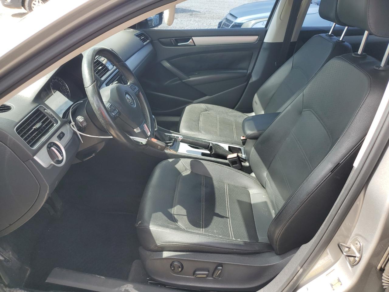 2013 Volkswagen Passat Se VIN: 1VWBP7A30DC020465 Lot: 65747344