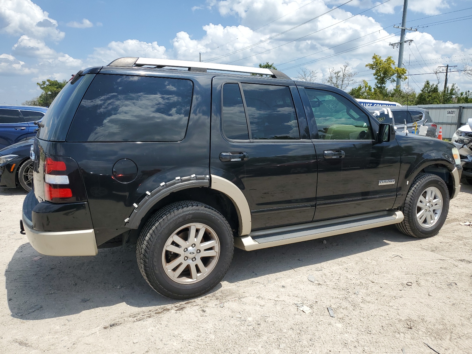 1FMEU64E36UB32976 2006 Ford Explorer Eddie Bauer