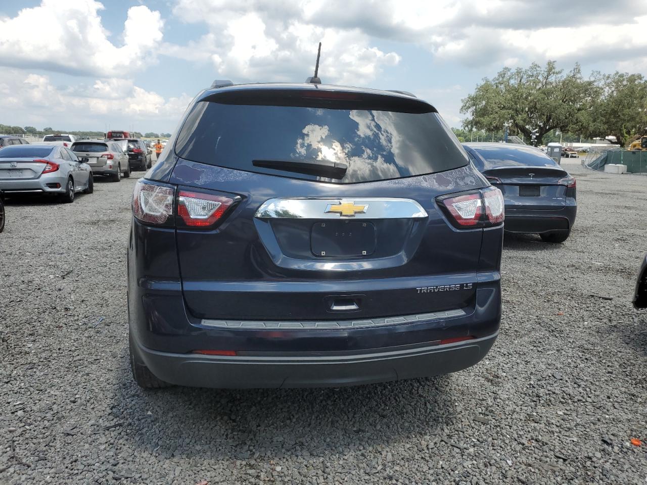 2016 Chevrolet Traverse Ls VIN: 1GNKRFED9GJ239054 Lot: 66970444