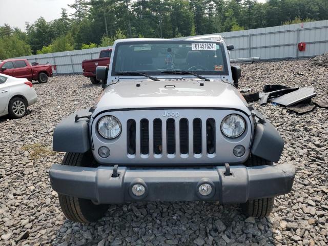  JEEP WRANGLER 2016 Srebrny