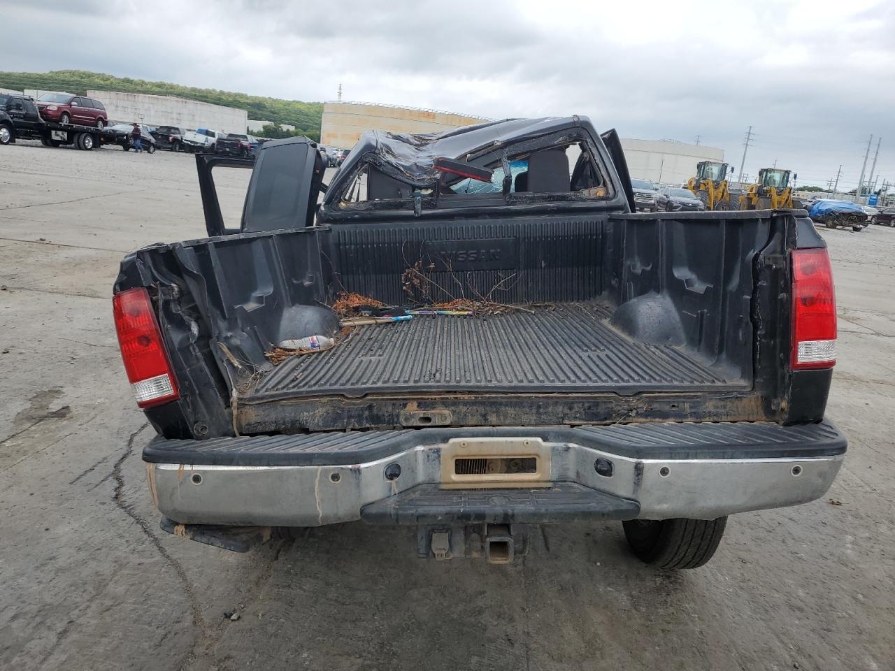 2013 Nissan Titan - Image 6
