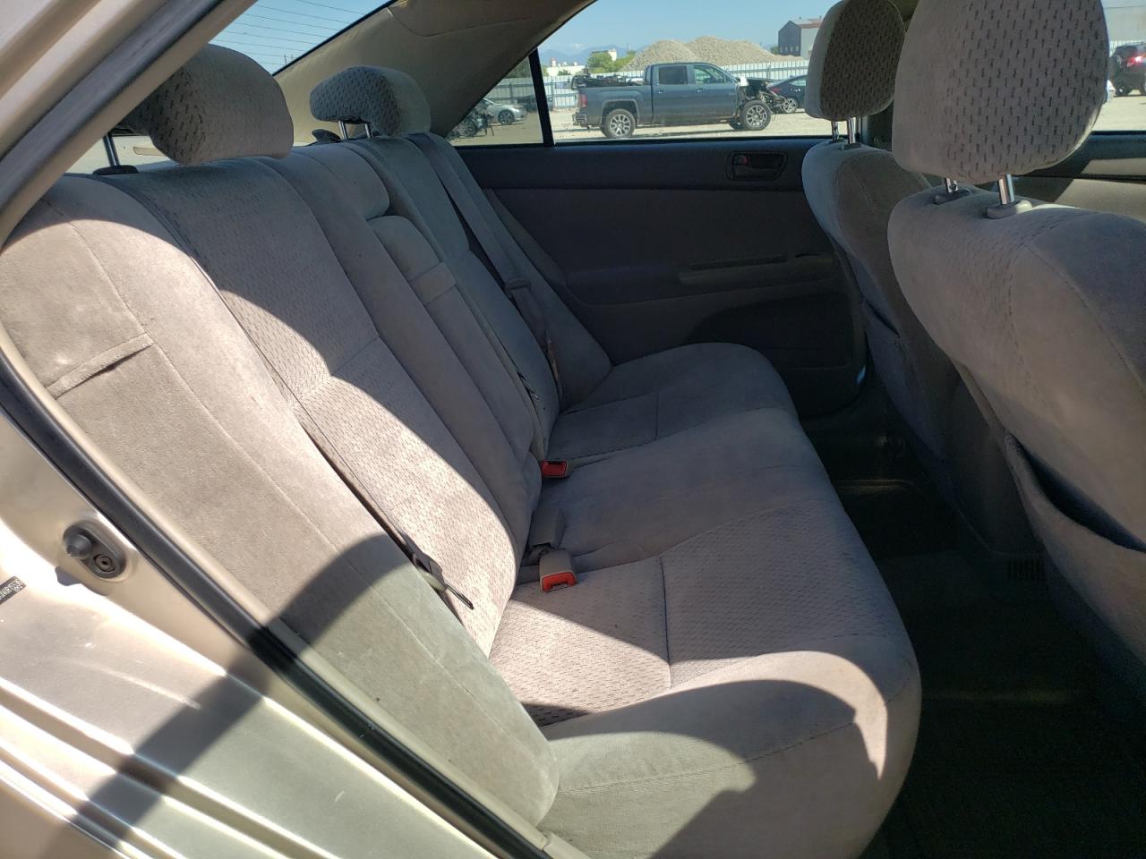 2004 Toyota Camry Le VIN: 4T1BE32KX4U815536 Lot: 68468184