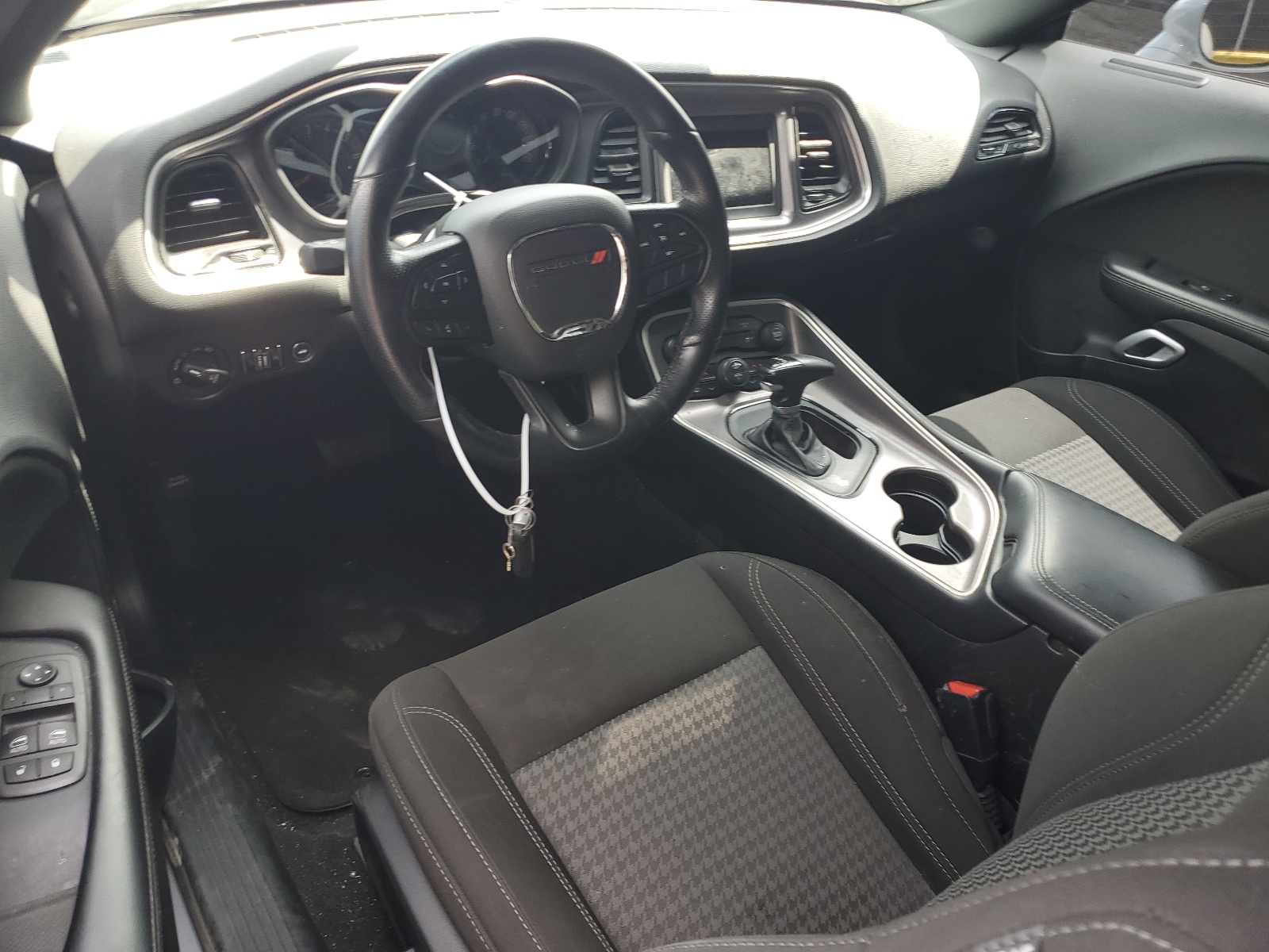 2C3CDZAG5MH641586 2021 Dodge Challenger Sxt