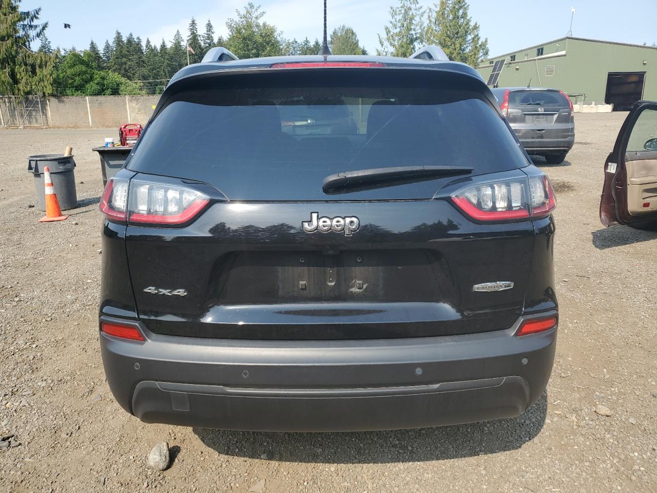 2019 Jeep Cherokee Latitude Plus VIN: 1C4PJMLB2KD442421 Lot: 65837294