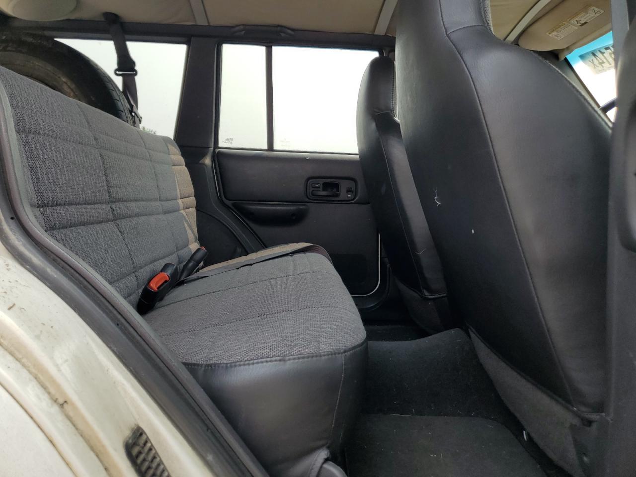 2000 Jeep Cherokee Sport VIN: 1J4FF48S9YL237838 Lot: 67785514