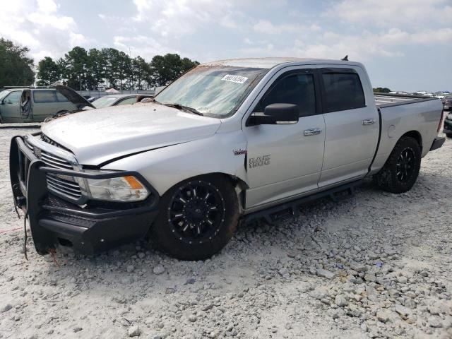  RAM 1500 2018 Srebrny