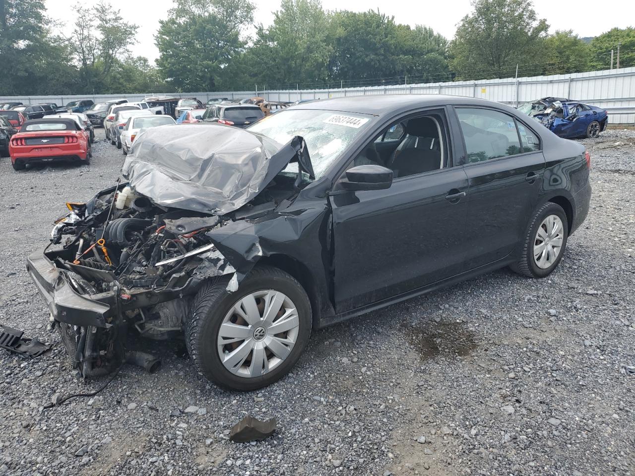 2011 Volkswagen Jetta Base zu verkaufen in Grantville, PA - Front End