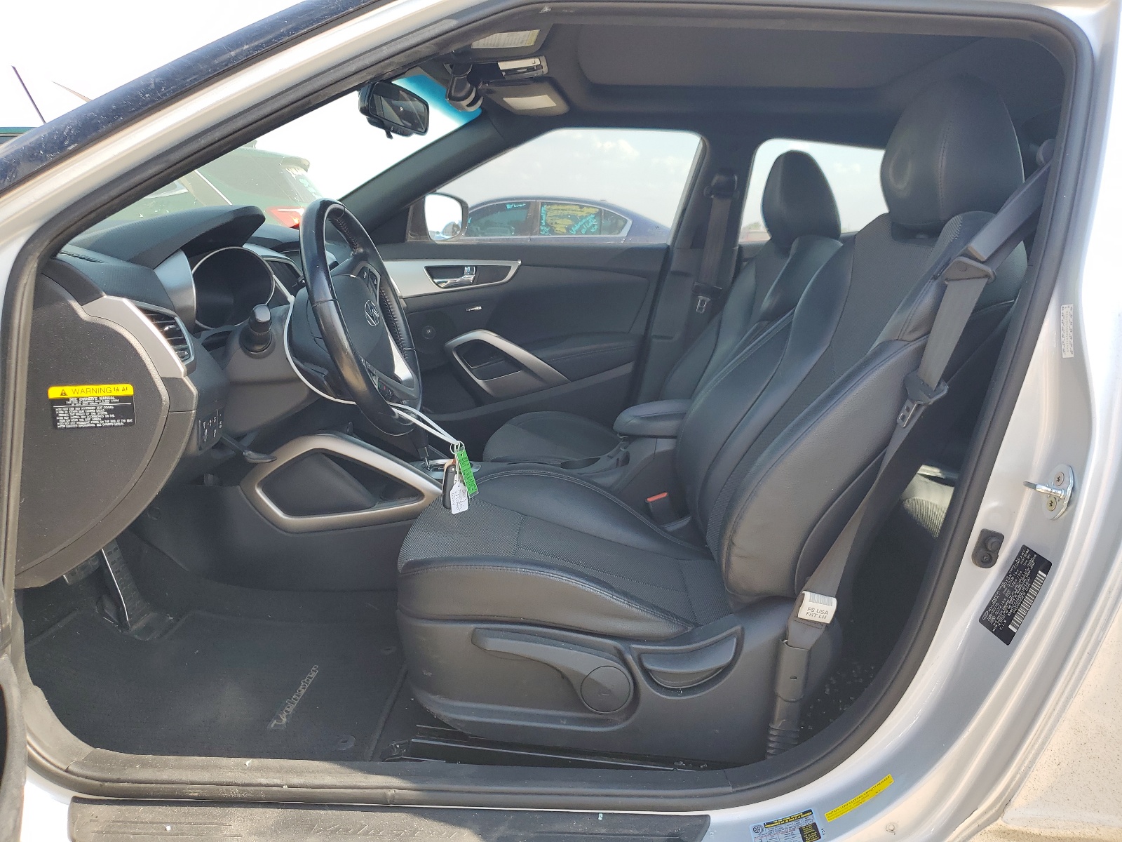 KMHTC6AD8GU301400 2016 Hyundai Veloster