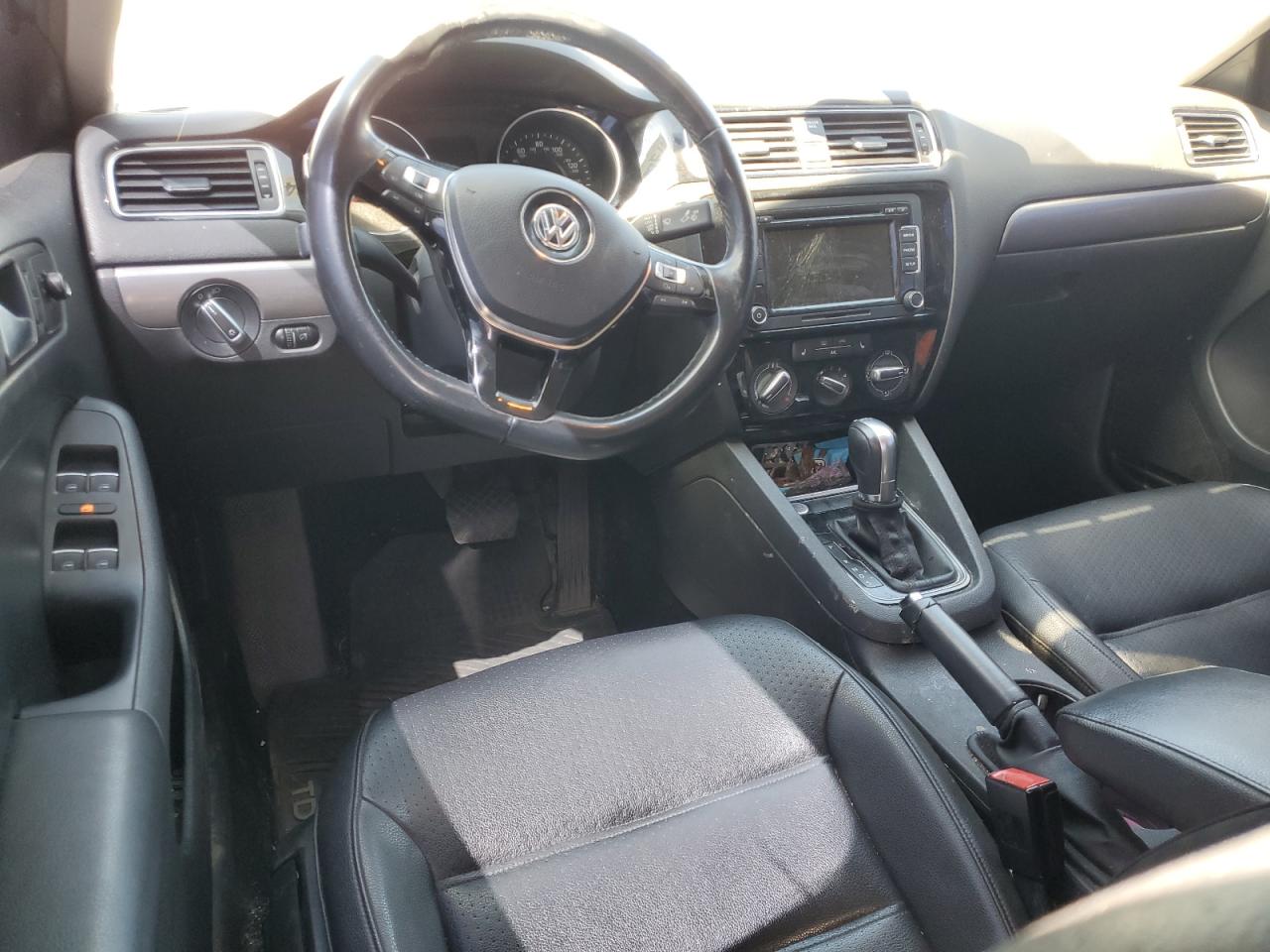 3VWLA7AJ9FM244517 2015 Volkswagen Jetta Tdi